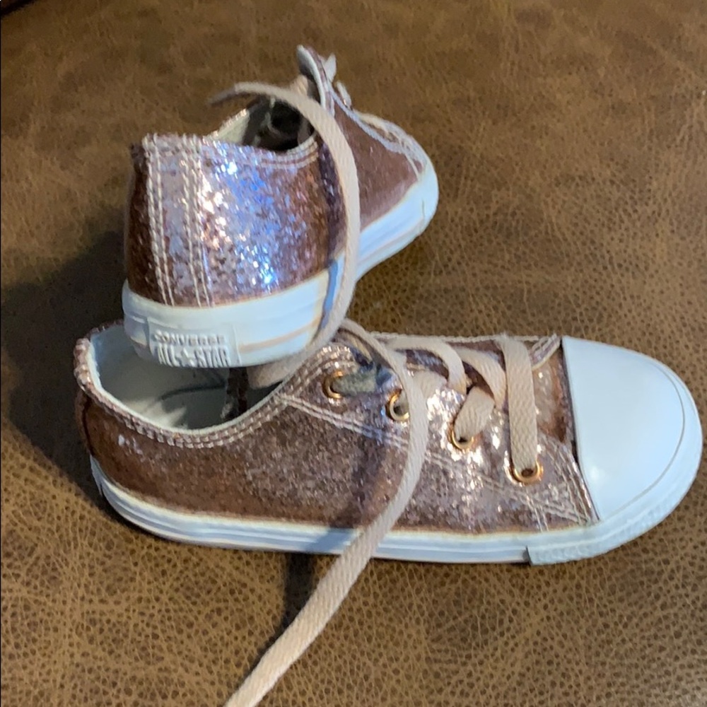 Rise Gold Converse size 10